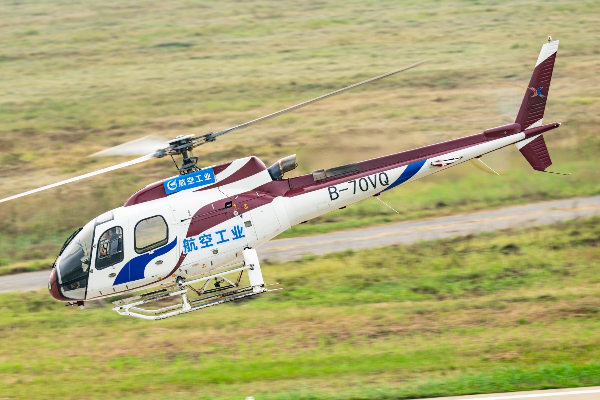 AC311A举行航行预演。。。。。。摄影：岳书华